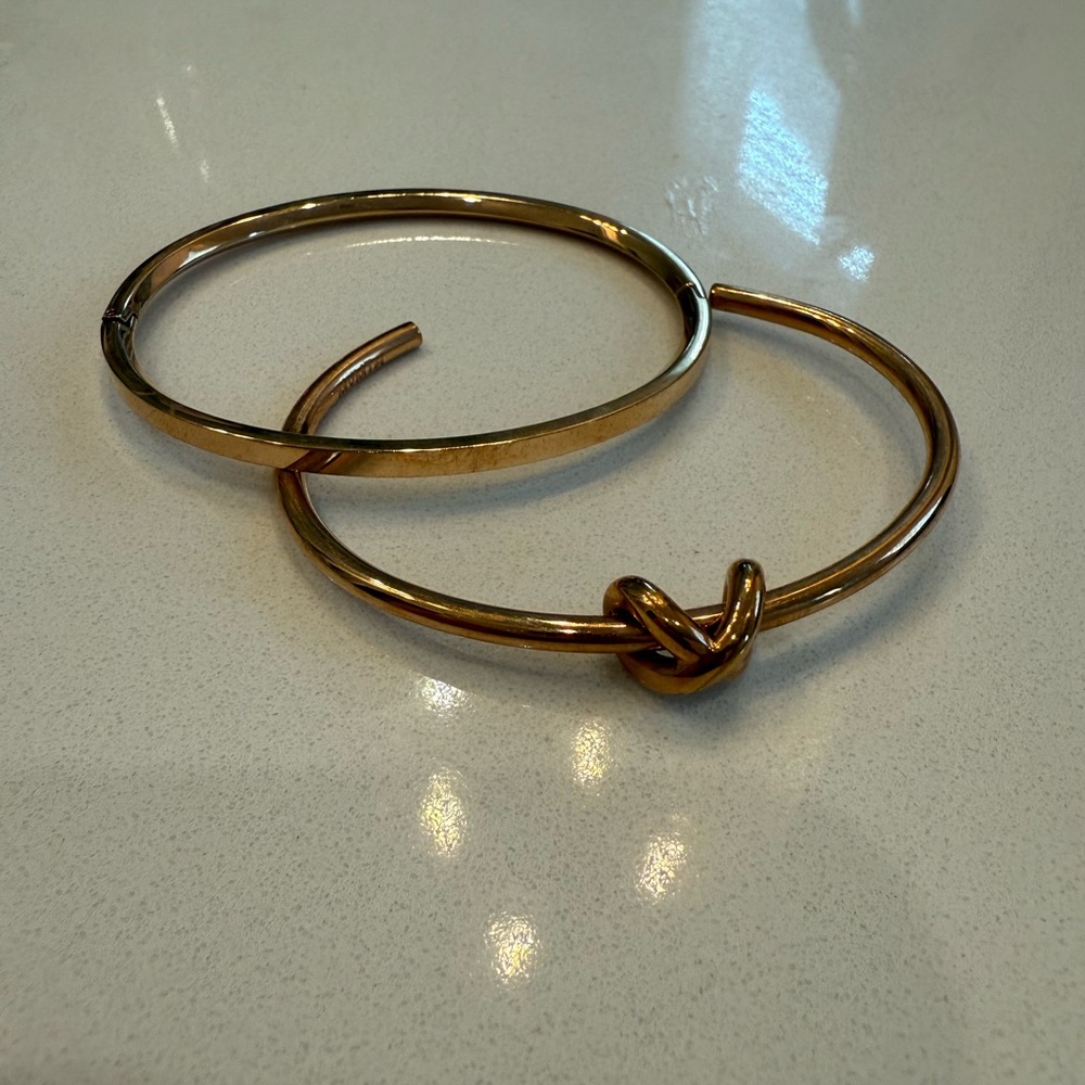 MVMT Rose Gold Knot Bangle Set